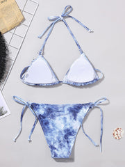 Sexy Bikini-Badeanzug mit Schlitz und Batikmuster 