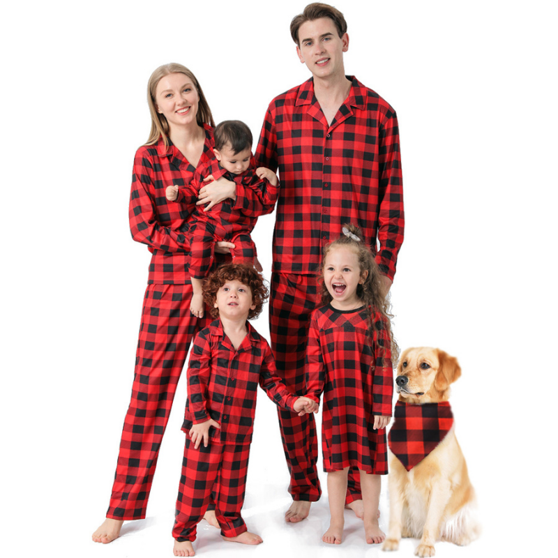 Weihnachts-Pyjama-Set für die Familie mit Stehkragen und Karomuster 