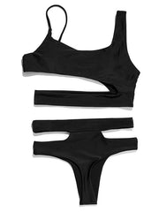 Einfarbiger, asymmetrischer Bikini-Badeanzug mit Schlitz 