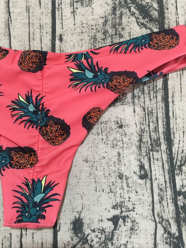 Falbala-Bikini-Badeanzug mit Schlitz und Blumenmuster 