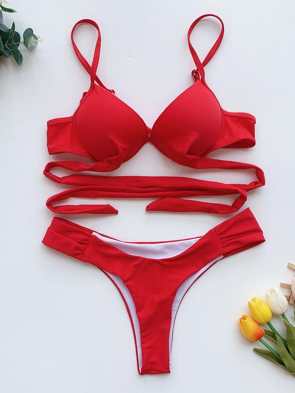 Bikini-Badeanzug mit Blumenmuster, Bügel und Bandage sowie Schlitz 