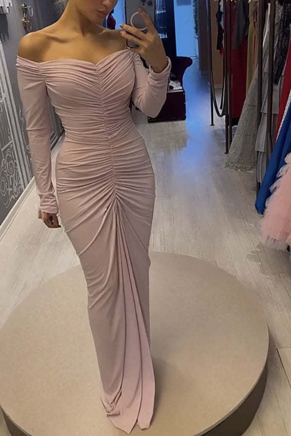 Elegantes, schulterfreies, drapiertes Maxikleid mit langen Ärmeln und Rüschen von Beauty