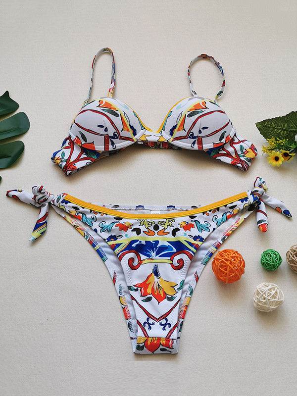 Bikini-Bademode mit Bügel und Blumenmuster, seitlich gebunden 