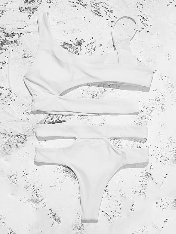 Einfarbiger, asymmetrischer Bikini-Badeanzug mit Schlitz 