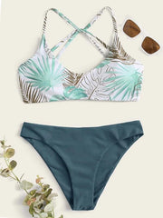 Rückenfreier Bikini-Badeanzug mit Blumenmuster und Schlitz in Kontrastfarbe 