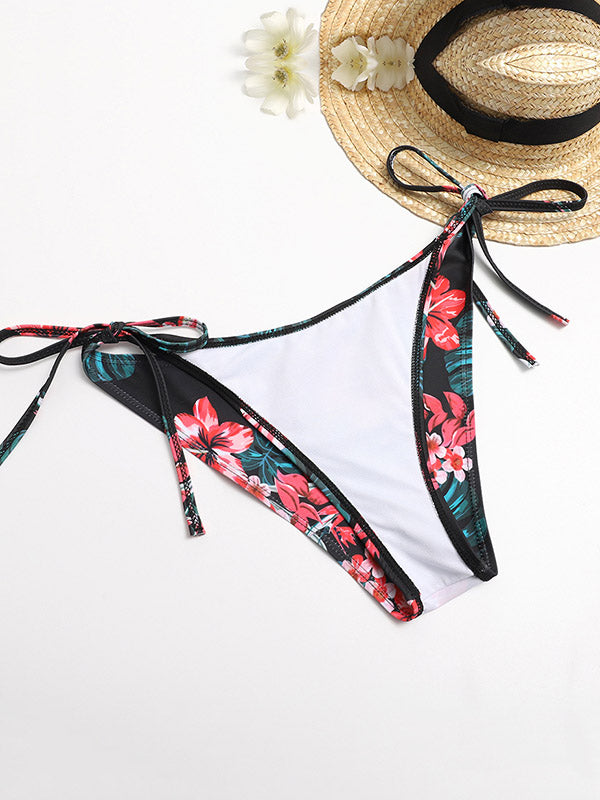 Bikini-Bademode mit Spaghetti-Ausschnitt, Blumen-Bralette und seitlicher Schnürung 