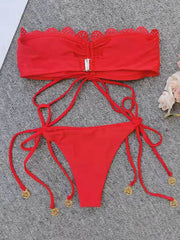 Einfarbiger Bandeau-Bikini mit Schnürung und Kordelzug an der Seite 