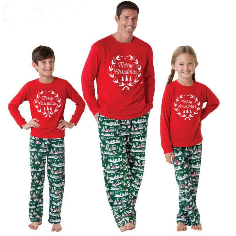 Christmas Wreath Fmalily Matching Pajamas Sets