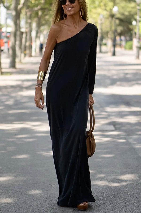 Side-to-Side-One-Shoulder-Maxikleid mit Statement-Ausschnitt