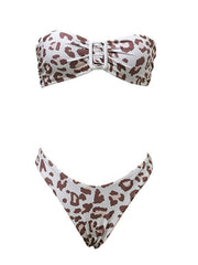 Bandeau-Bikini-Badeanzug mit Schlitz und Blumenmuster sowie Schleife 