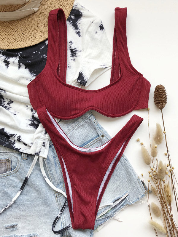 Einfarbiger Bügel-Bralette-Hipster-Bikini mit Spaghetti-Ausschnitt 