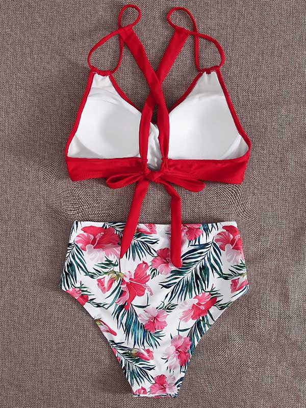 Rückenfreier Bikini-Badeanzug mit Blumenmuster und Farbblockdesign und Schlitz 