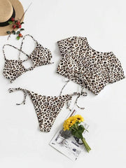 Bikini-Badeanzug + Oberteile mit Leopardenmuster, Hohlbandage und Schlitz 