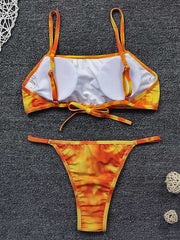 Bikini-Badeanzug mit Batikmuster, Spaghetti-Ausschnitt und Schlitz 